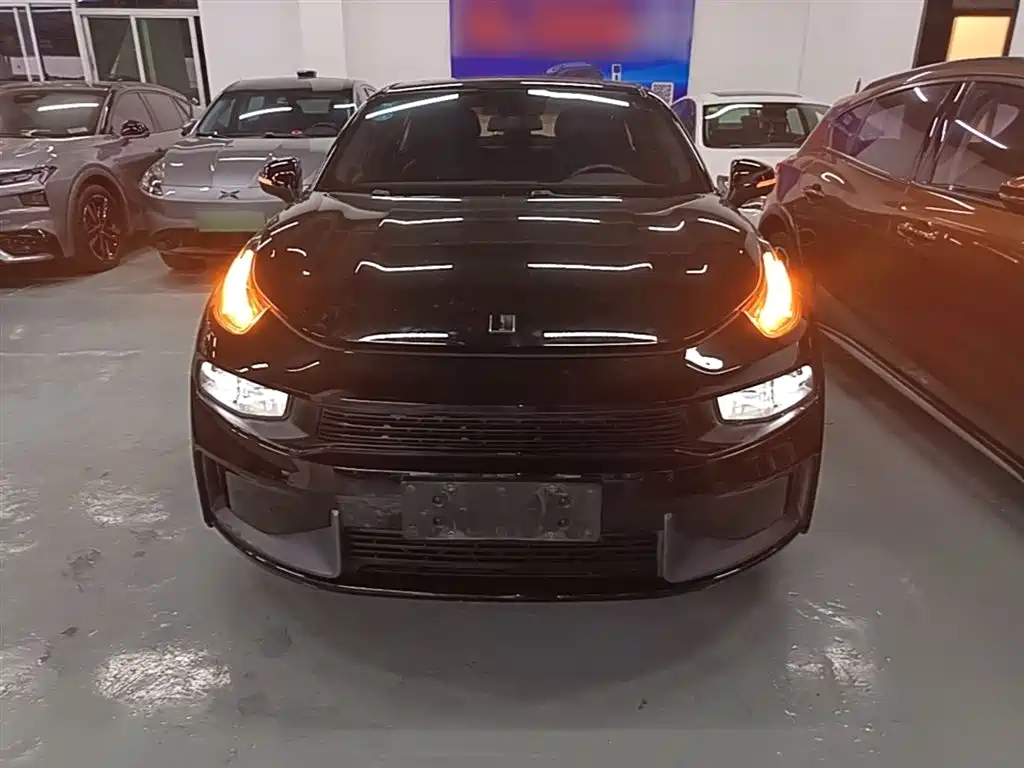 Lynk & Co 03 2019 2.0TD Auto Power Version фото 3