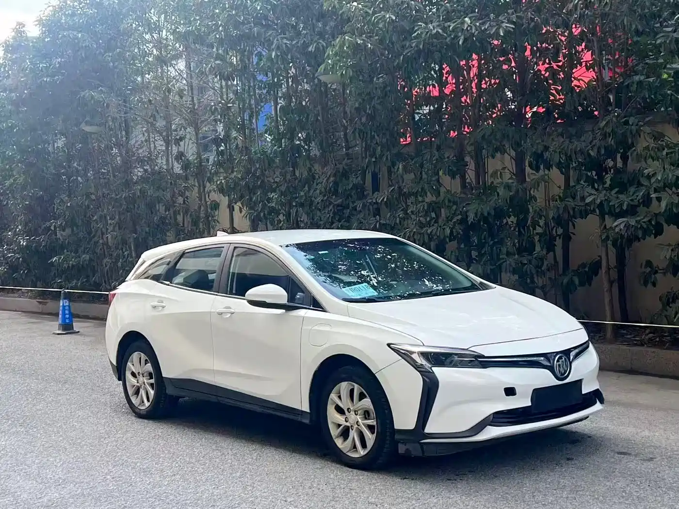 BUICK SLIGHTLY BLUE 6