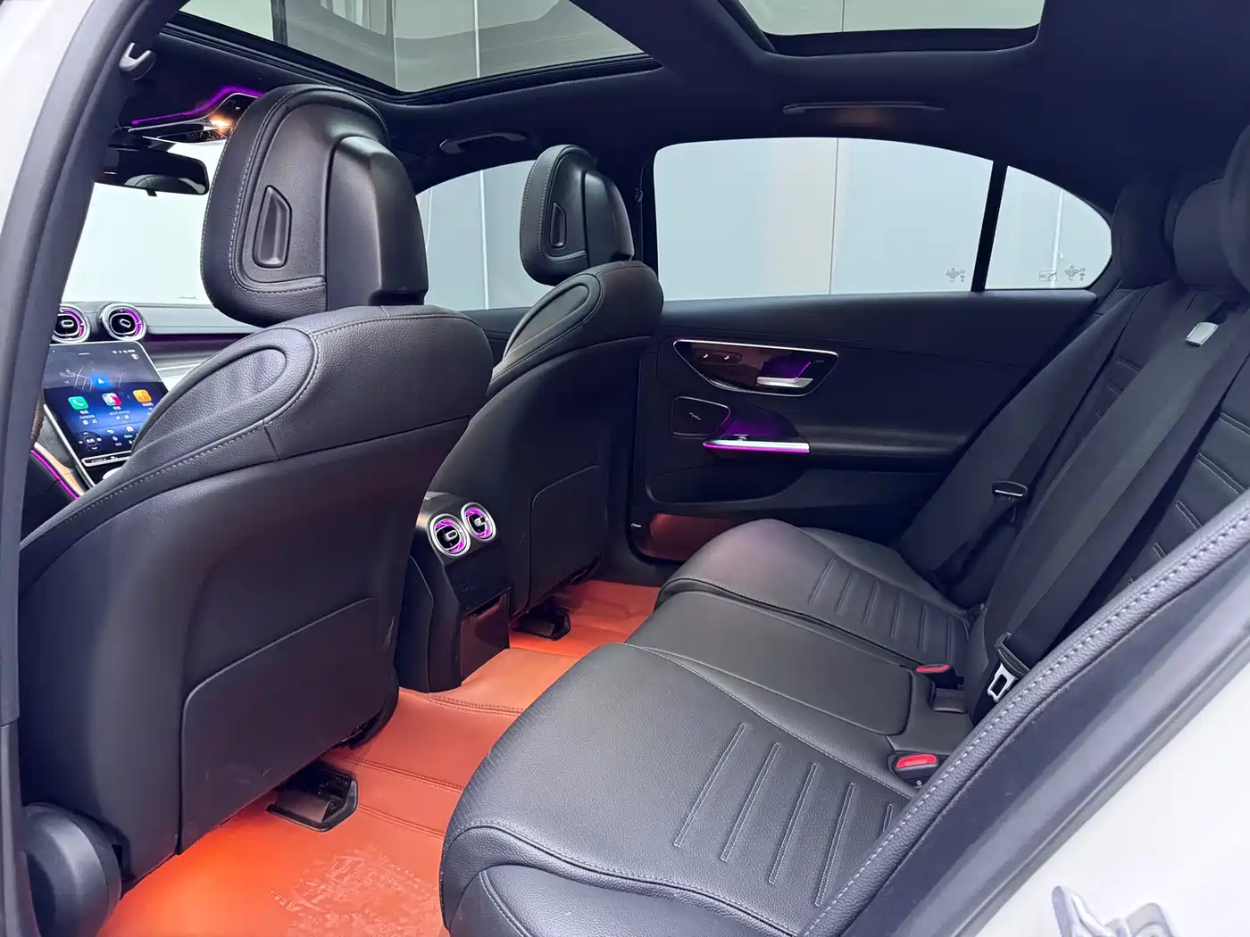 Mercedes-Benz C-Class 2025 C 260 L Sport Edition фото 8