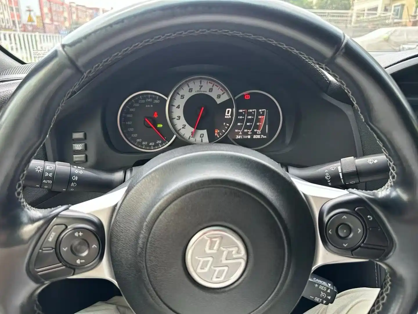 Фото 6 - Toyota 86