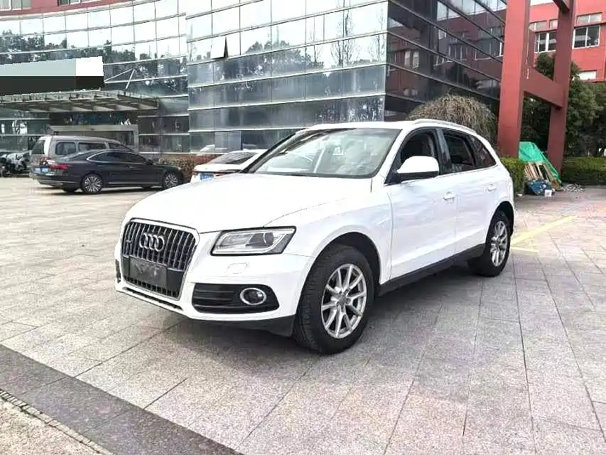 Audi Q5 2015 40 TFSI Progressive фото 3