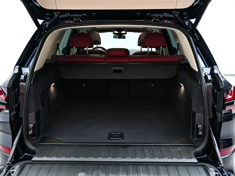 BMW X5 2023 xDrive 30Li Premium M Sport Black Night Package фото 35