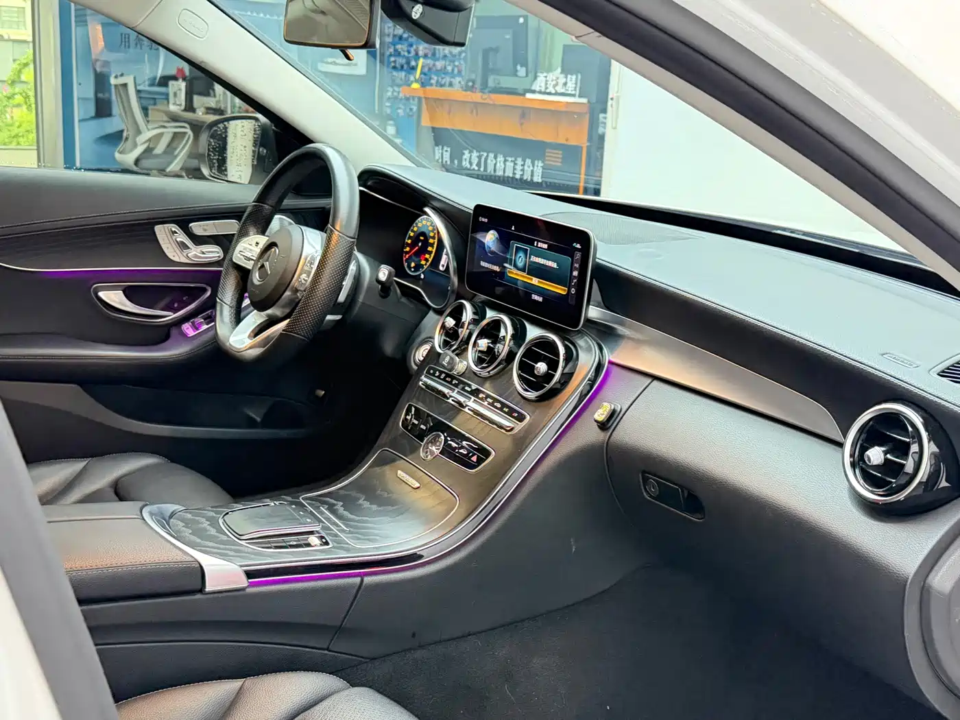 Mercedes-Benz C-Class 2021 C 260 L Sport Starry Exclusive Edition фото 18