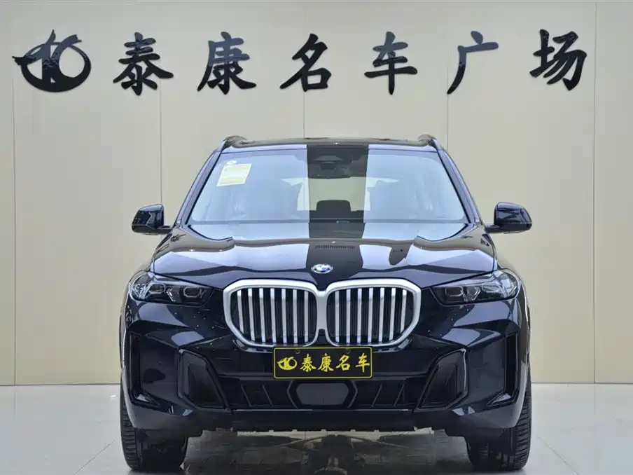 BMW X5 2026 Facelift xDrive 30Li Exclusive M Sport Shadowline Package фото 2