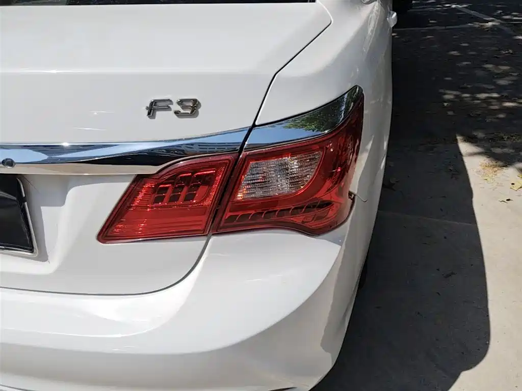 BYD F3 2020 1.5L Manual Premium Edition фото 8