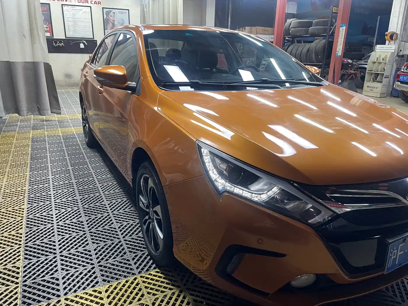 BYD Qin New Energy 2015 1.5T Double Champion Flagship Plus фото 39