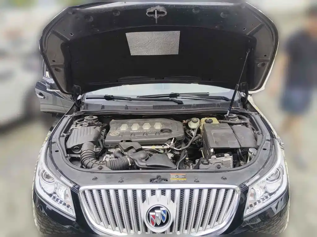 Buick LaCrosse 2010 2010 2.4L Luxury