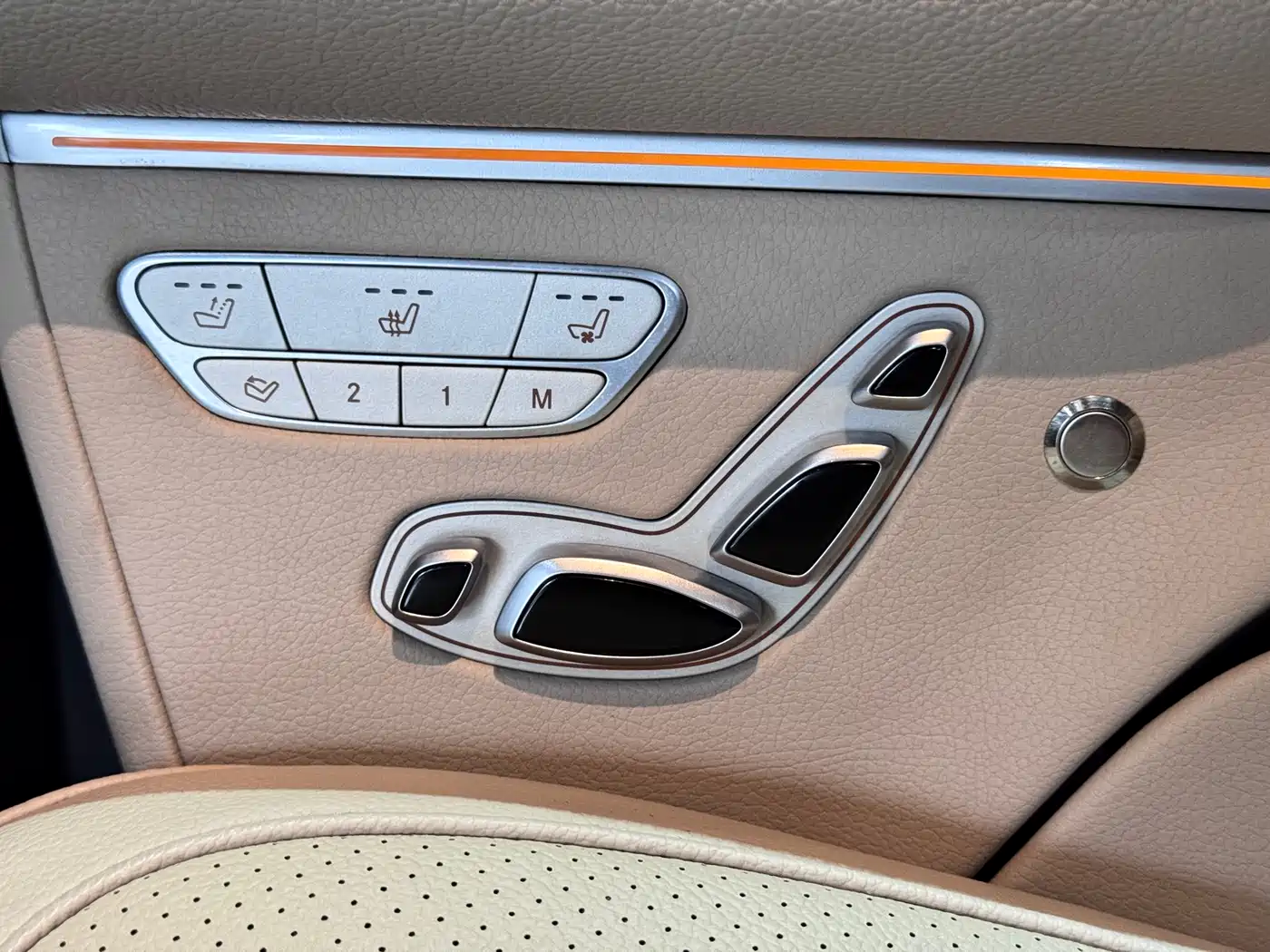 Mercedes-Benz V-Class 2022 V 260 Prestige Edition фото 30