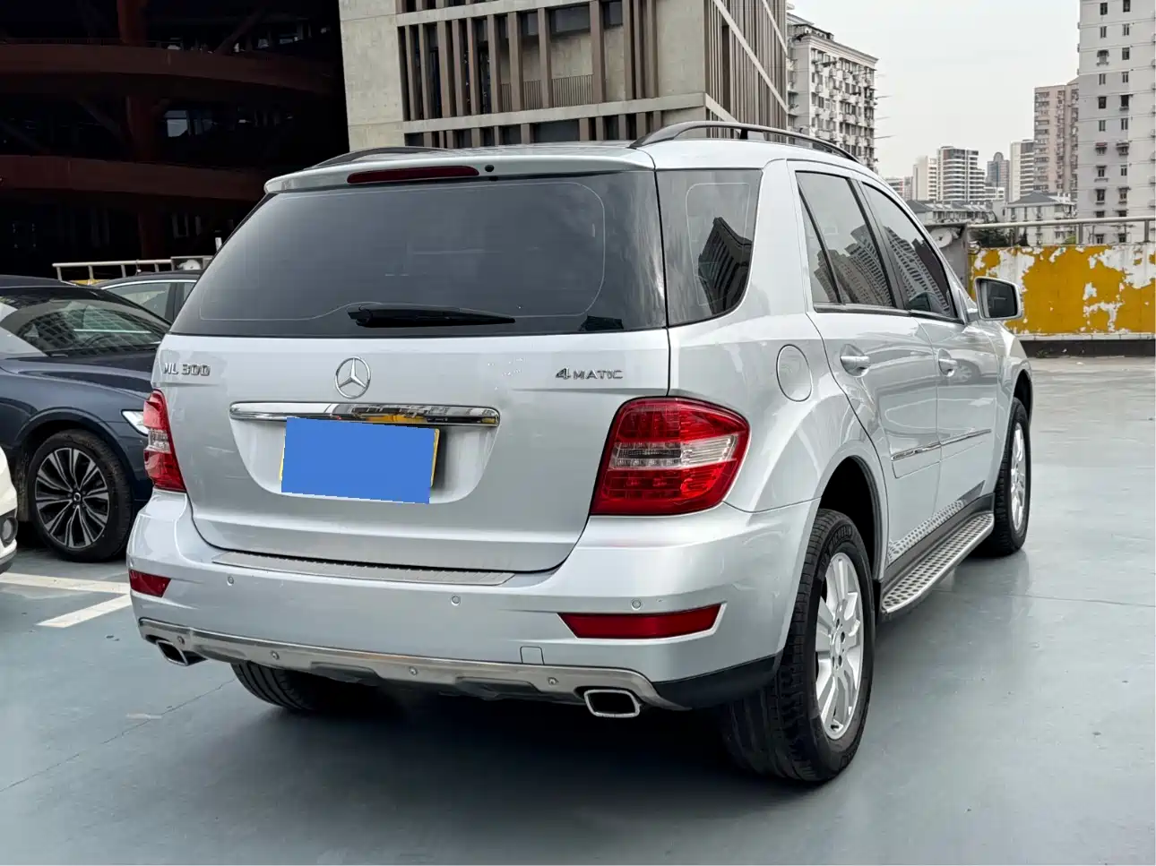 Mercedes-Benz M-Class 2010 ML 300 4MATIC фото 3