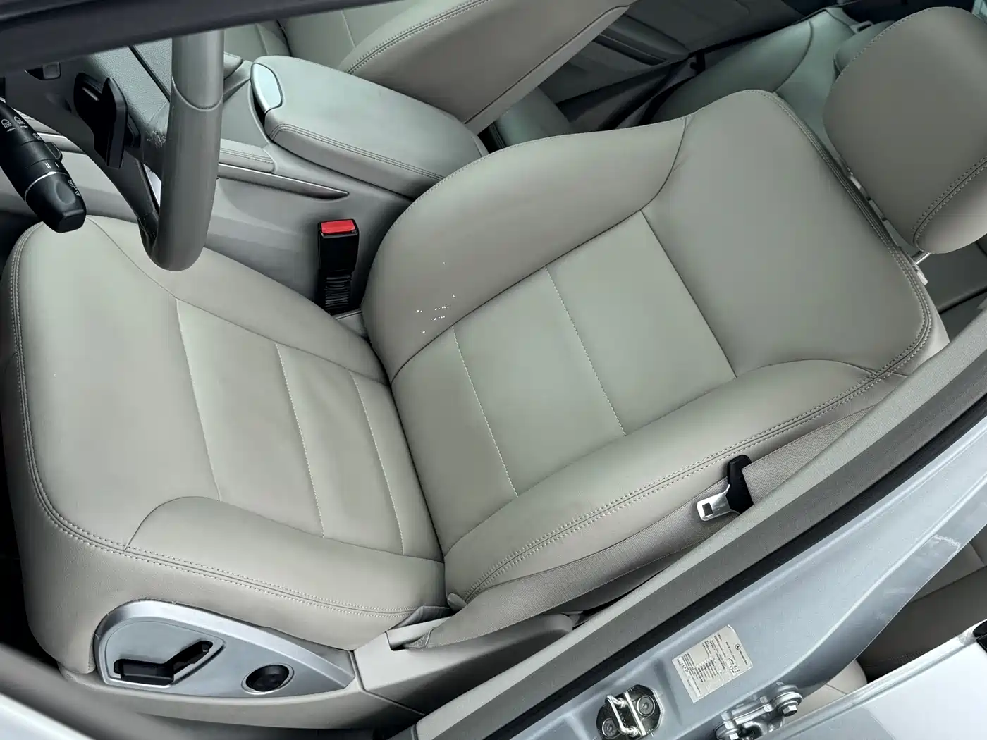 Mercedes-Benz M-Class 2010 ML 300 4MATIC фото 10