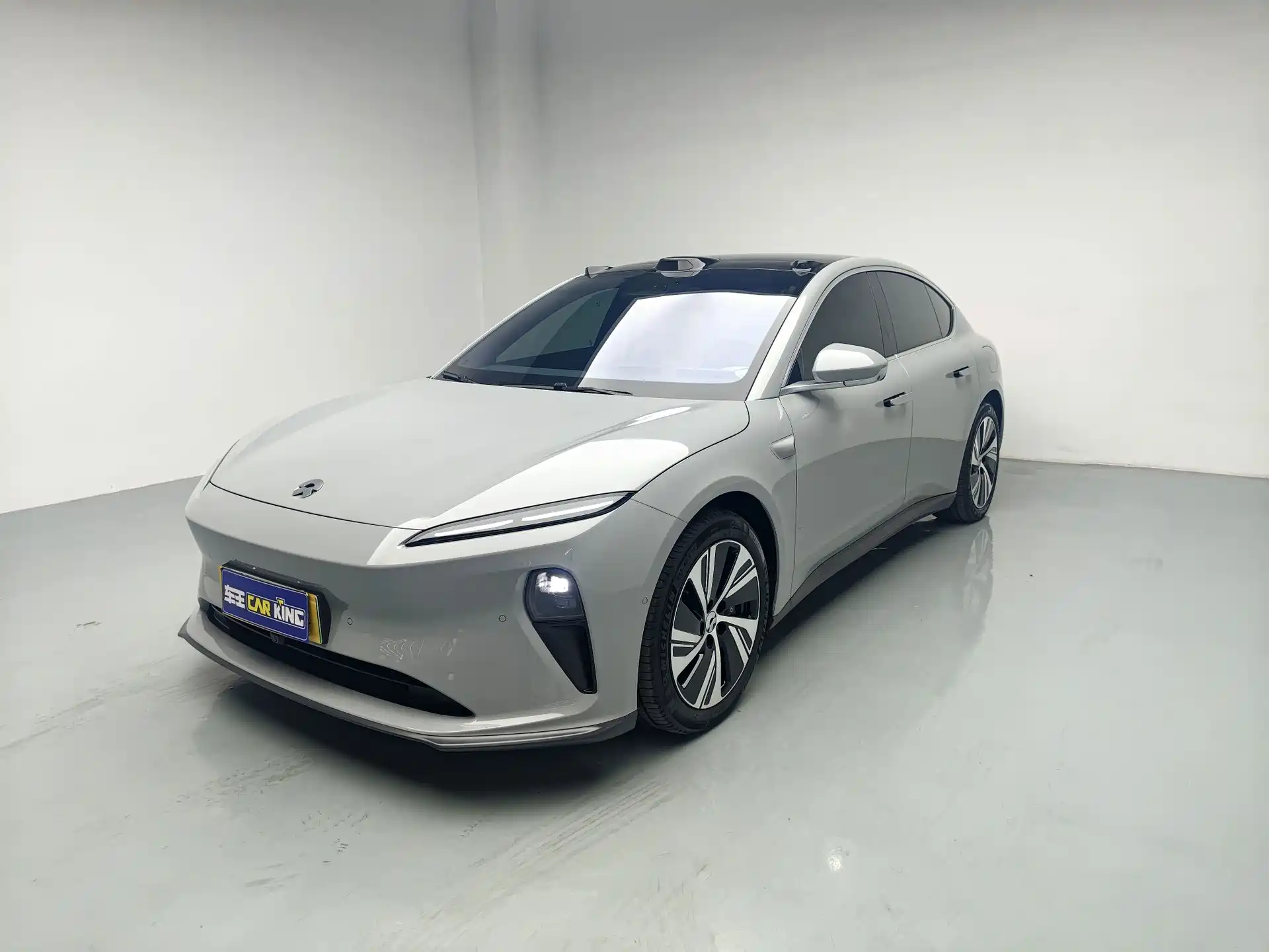 Фото 1 - NIO ET5