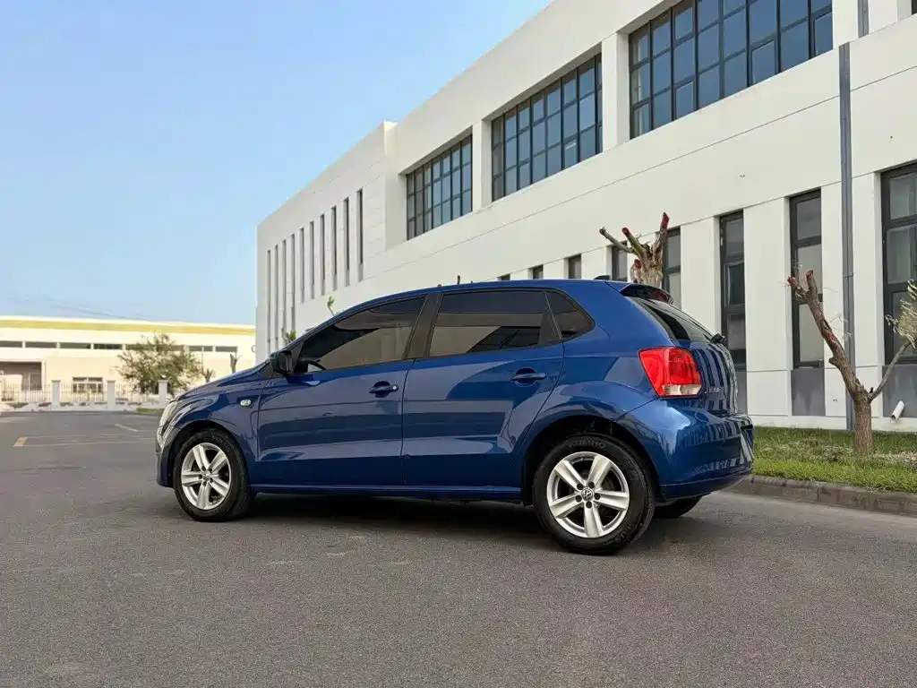 Volkswagen Polo 2012 2011 1.6L Automatic Style Edition