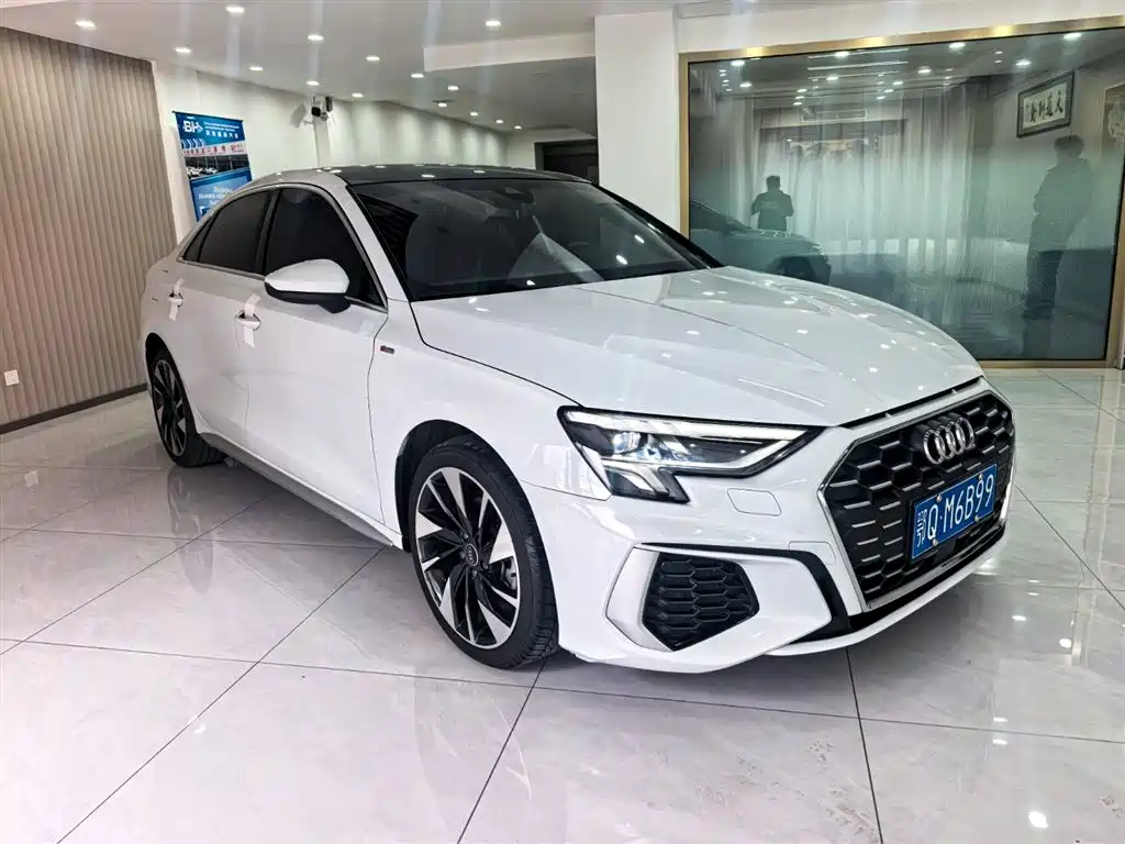 Audi A3 2023 Facelift A3L Limousine 35 TFSI Fashion Sport фото 3