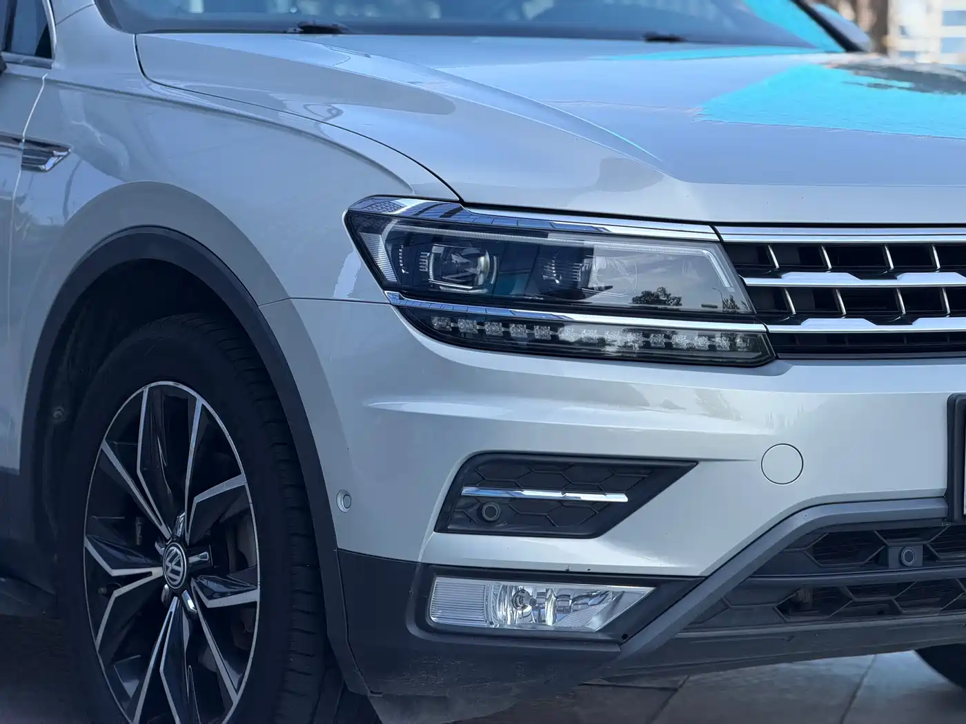 Volkswagen Tiguan L 2017 330TSI Automatic 2WD Flagship Edition фото 6