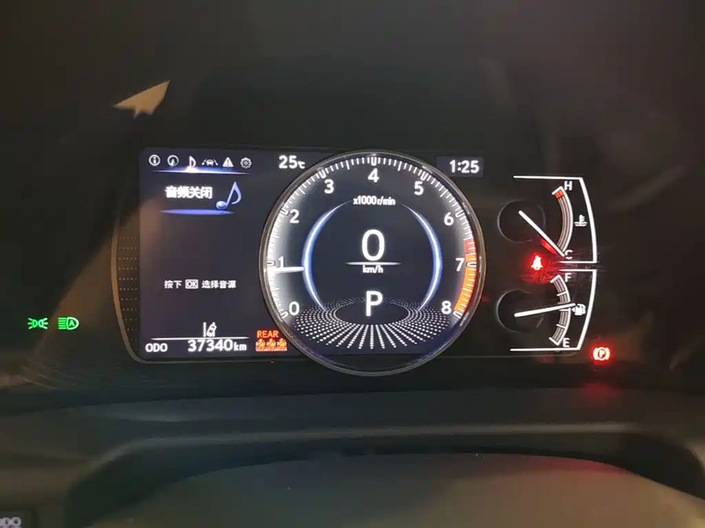Lexus ES 2022 200 Excellence Edition фото 18