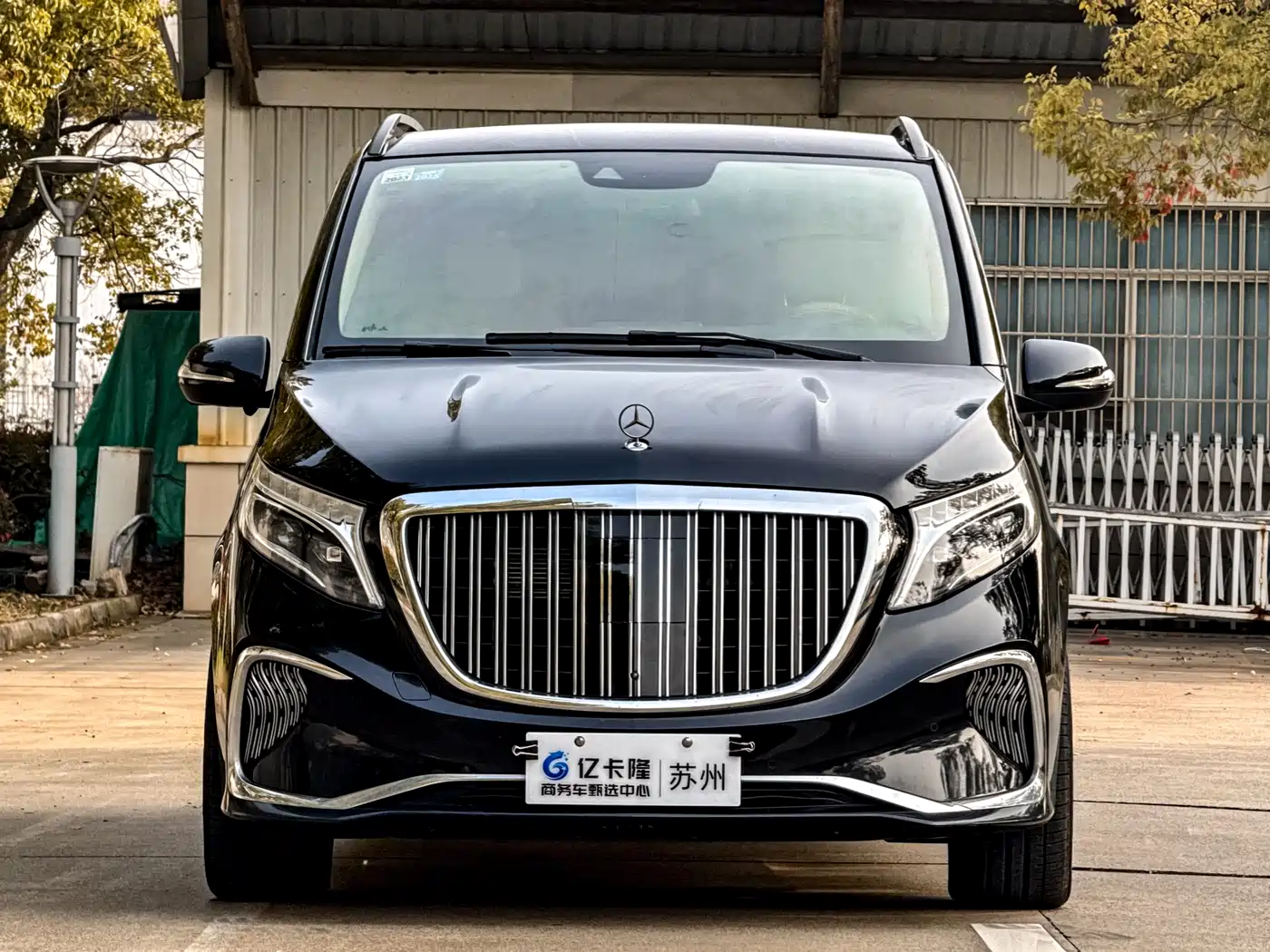 MERCEDES-BENZ V CLASS