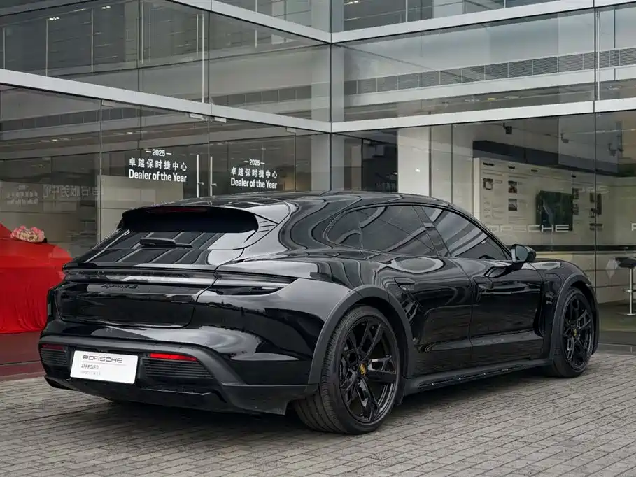 Porsche Taycan 2022 Taycan 4S Cross Turismo фото 7
