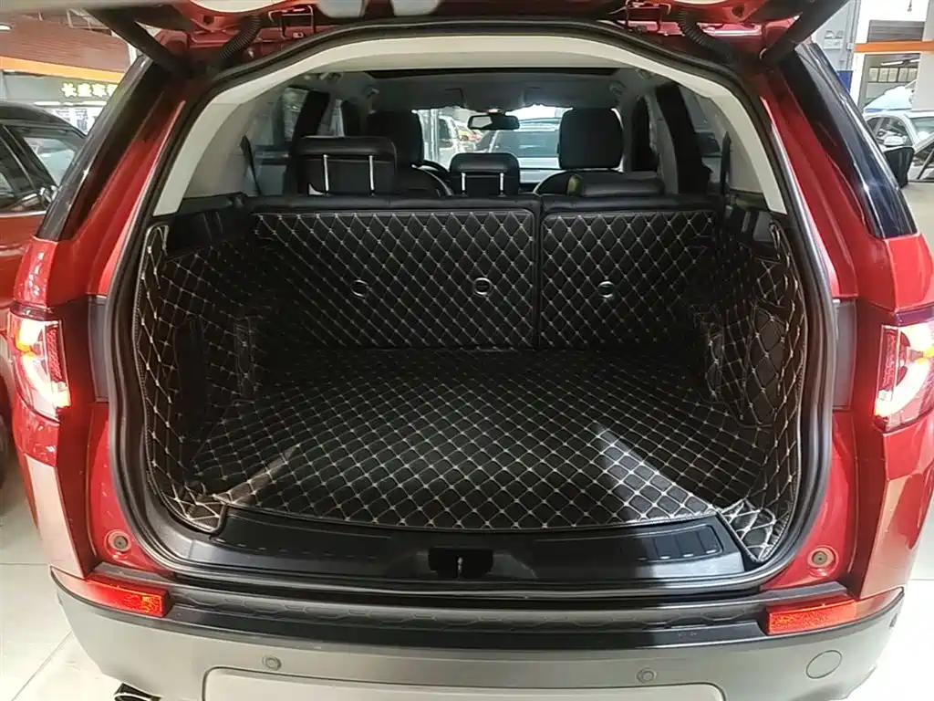 Land Rover Discovery Sport 2017 2.0T SE фото 19