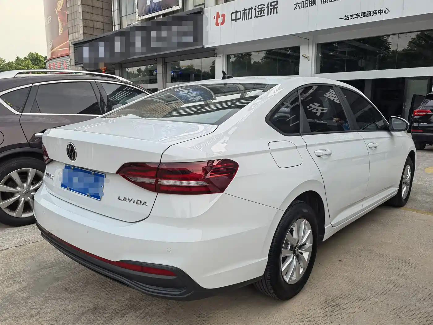 Volkswagen Lavida 2024 Model 1.5L Automatic Delight Edition фото 4