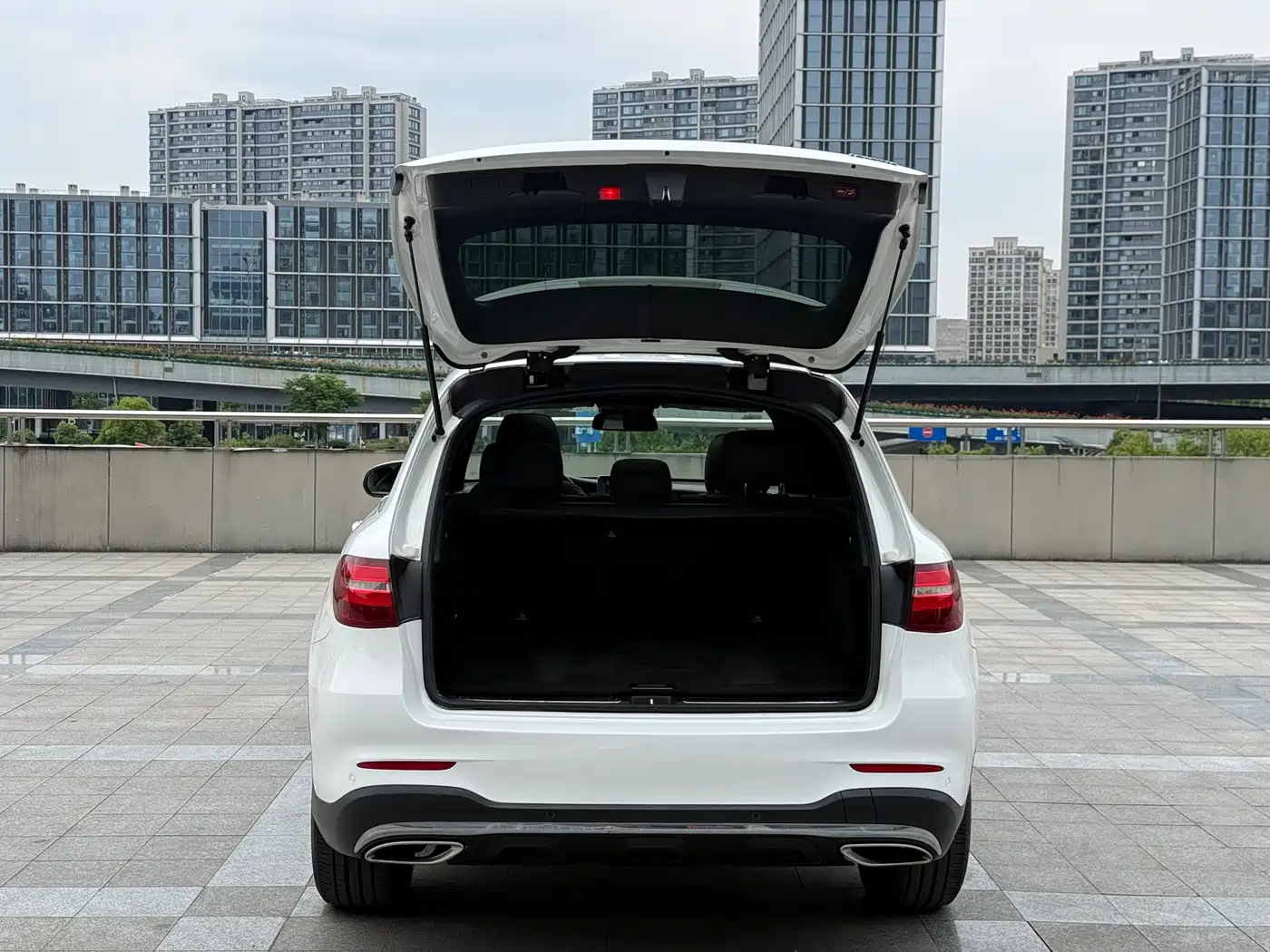 Mercedes-Benz GLC 2017 GLC 260 4MATIC Luxury фото 7