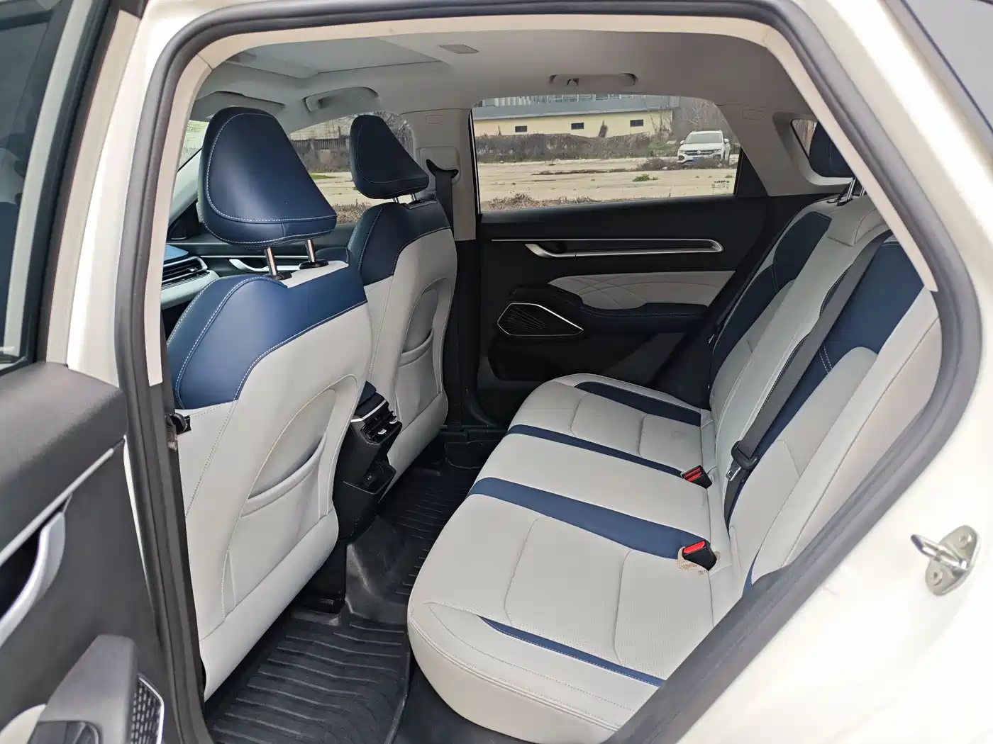 GEELY AUTOMOBILE EMGRAND