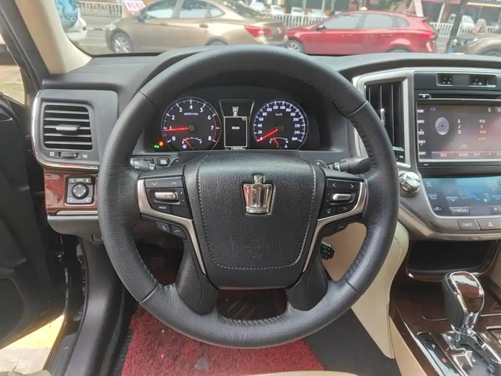 Toyota Crown 2019 2018 2.0T Fashion Edition