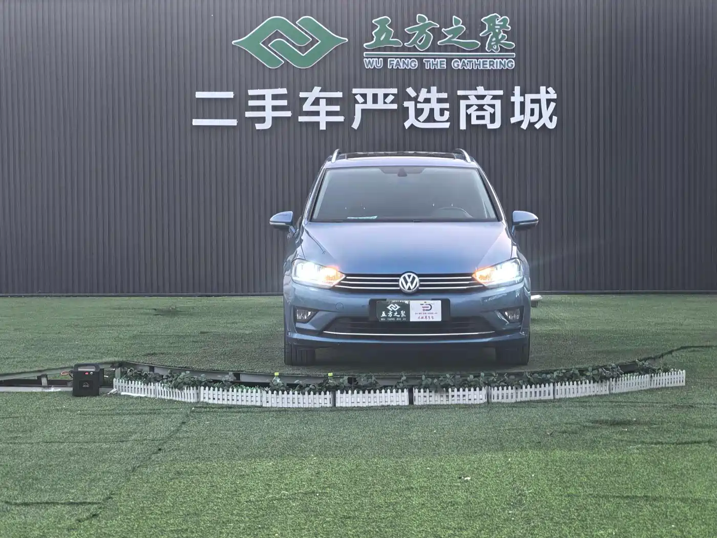 Volkswagen Golf Sportsvan 2018 280TSI Automatic Luxury фото 2