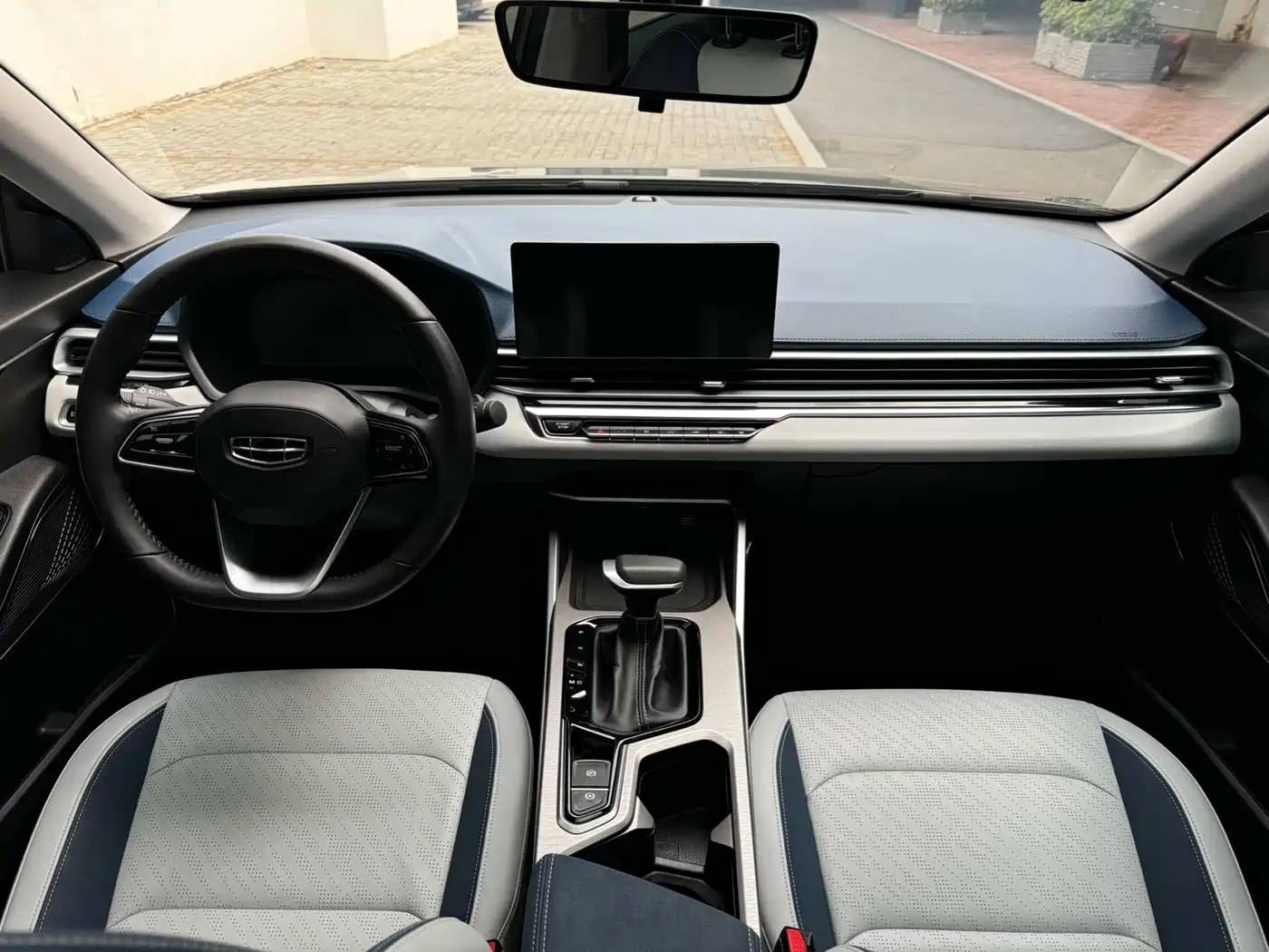 GEELY AUTOMOBILE EMGRAND