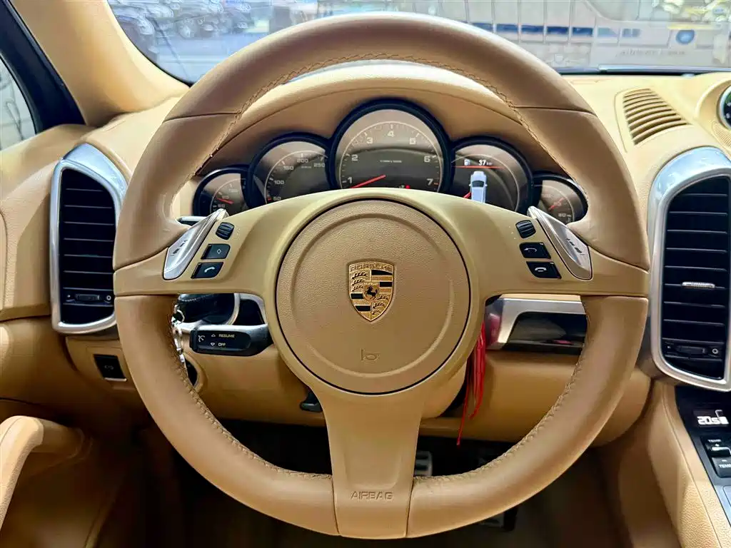 Porsche Cayenne 2011 Cayenne 3.0T фото 9