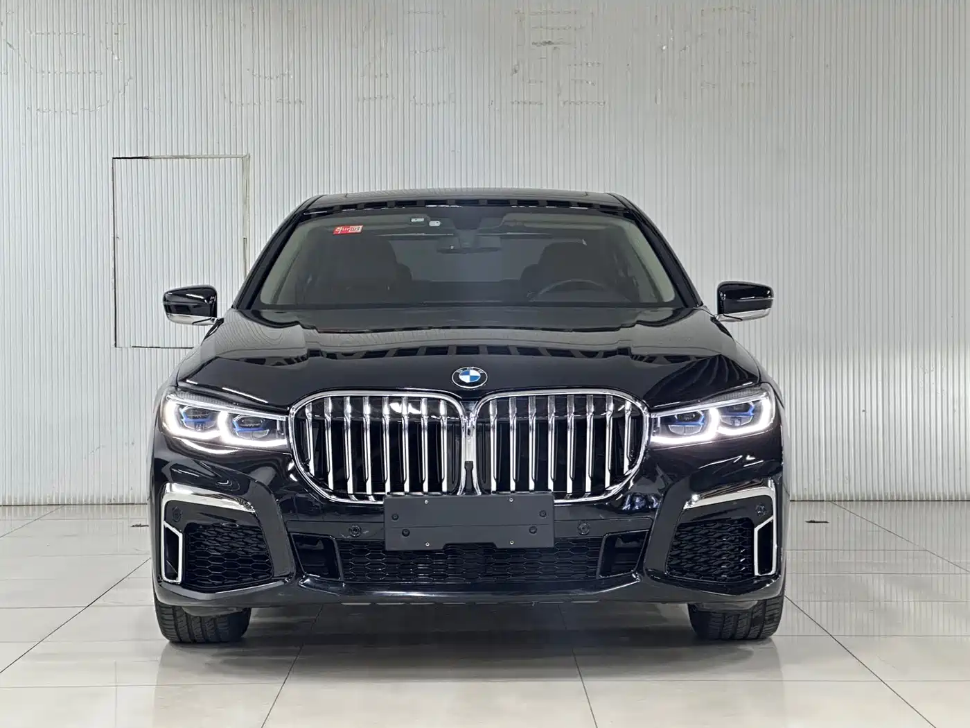BMW 7 Series 2016 740Li Leading Edition фото 3