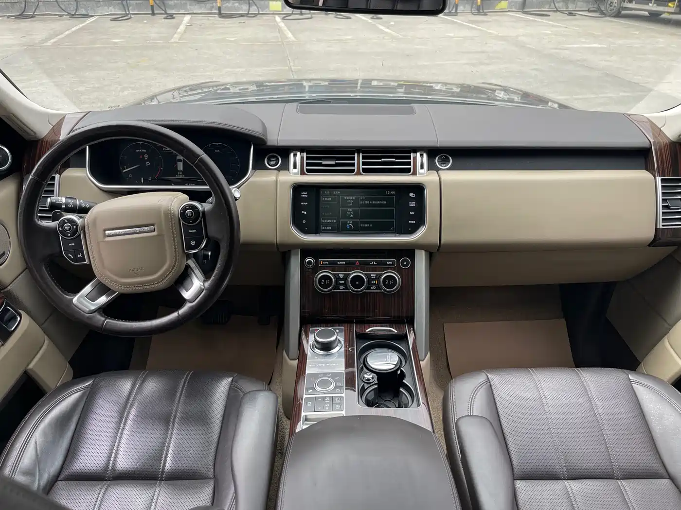 Land Rover Range Rover 2015 3.0 SC V6 Vogue фото 6