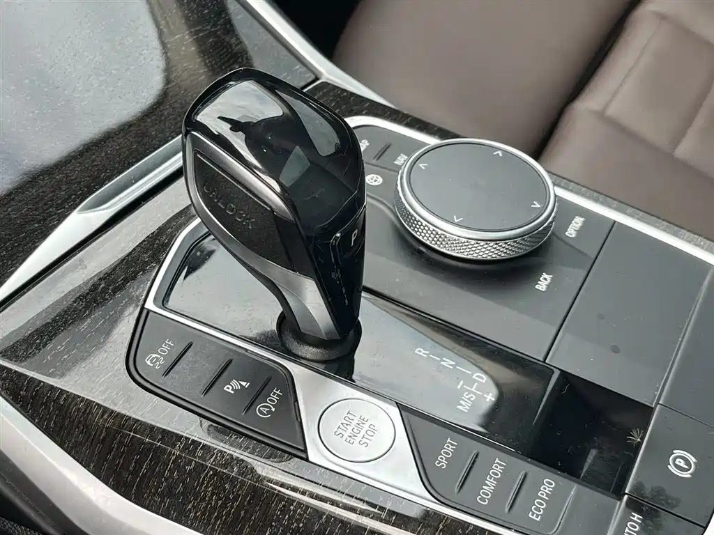 BMW 3 Series 2020 325Li M Sport Package фото 14