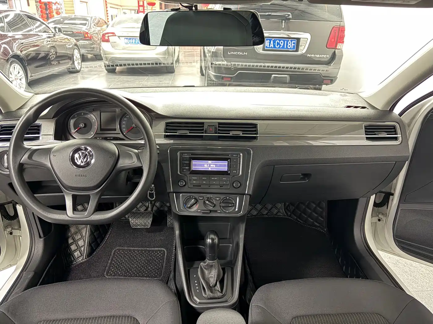 Volkswagen Santana 2017 Gran Santana 1.6L Auto Trendline фото 11