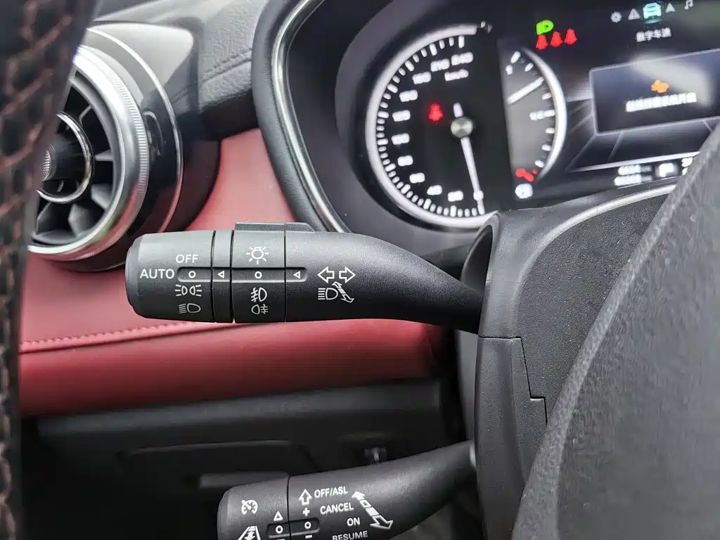 MG HS 2018 2018 30T Automatic 2WD Trophy Hormone Passion Edition China V