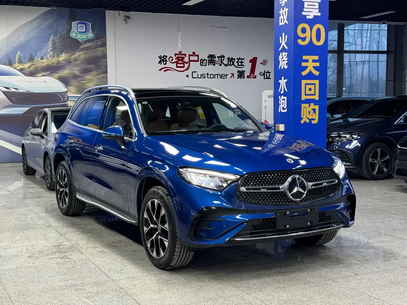 MERCEDES-BENZ GLC