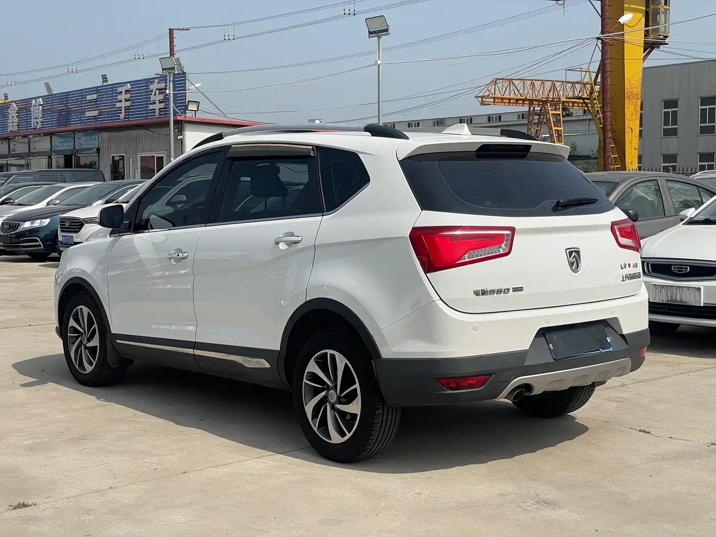 Фото 13 - Baojun 560
