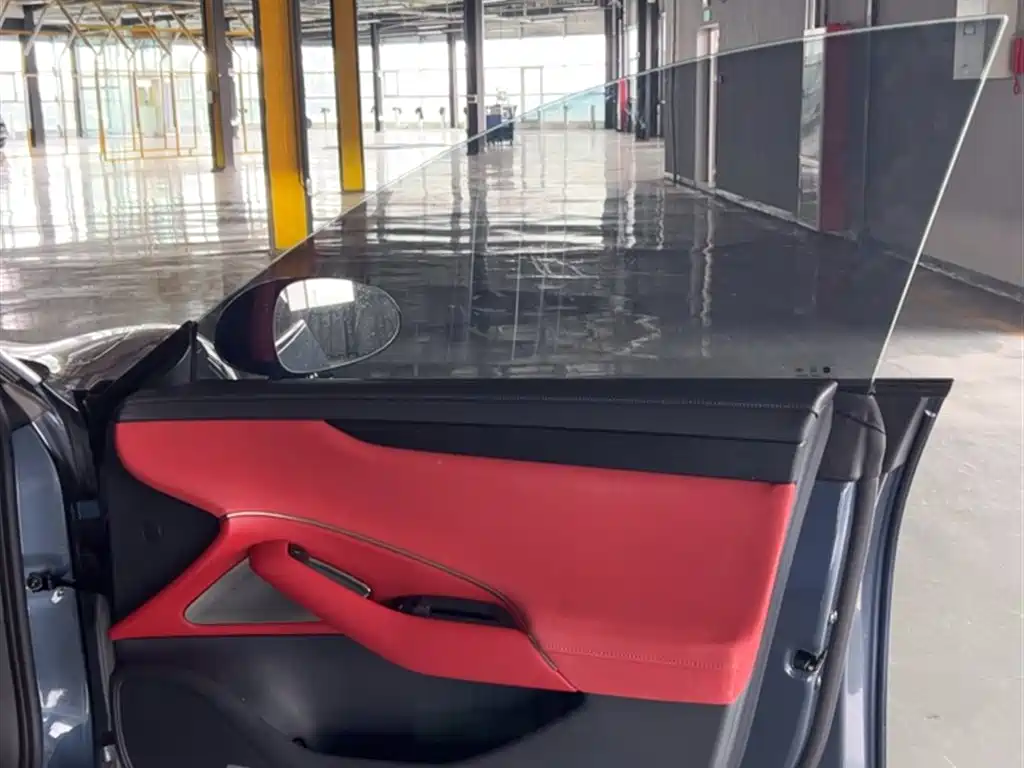 XIAOMI CAR XIAOMI SU7