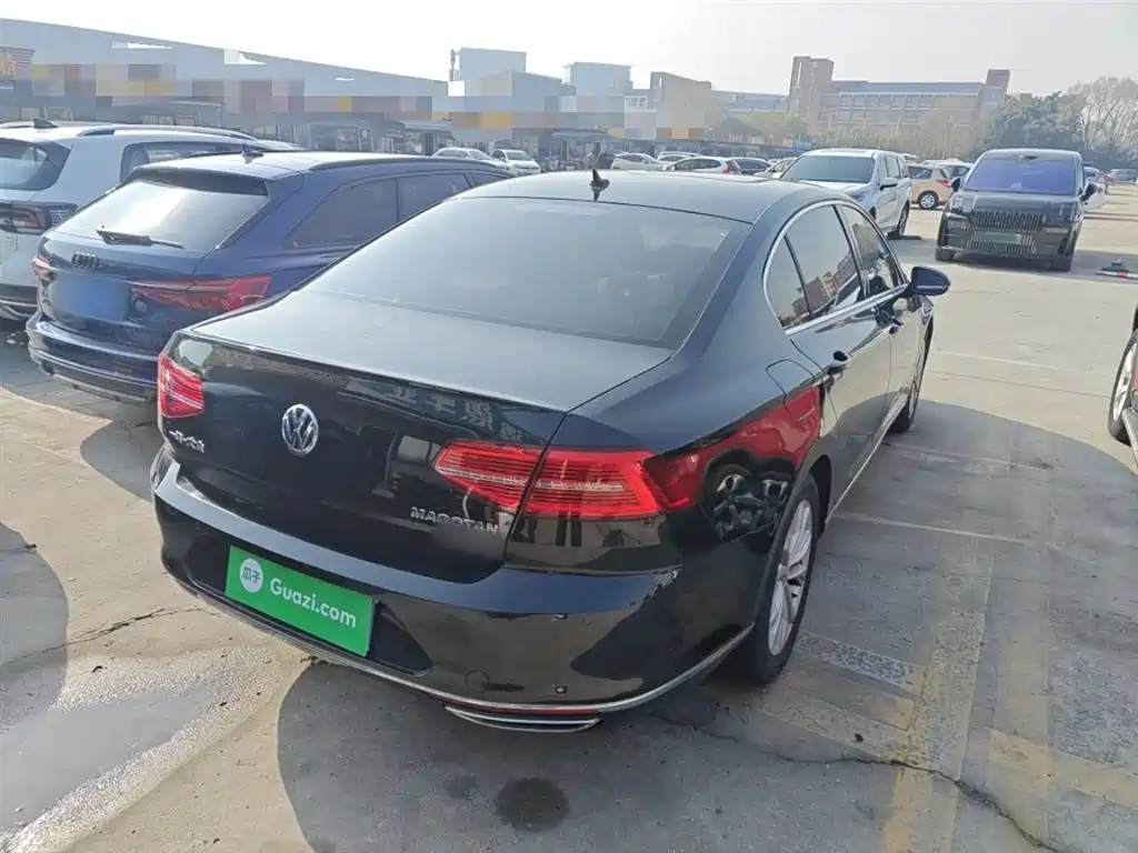 Volkswagen Magotan 2019 330TSI DSG Luxury China V фото 5