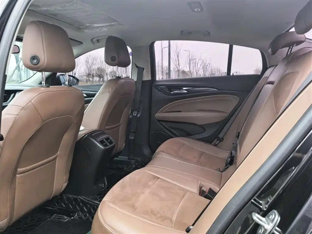 Buick Regal 2019 20T Elite China VI фото 12