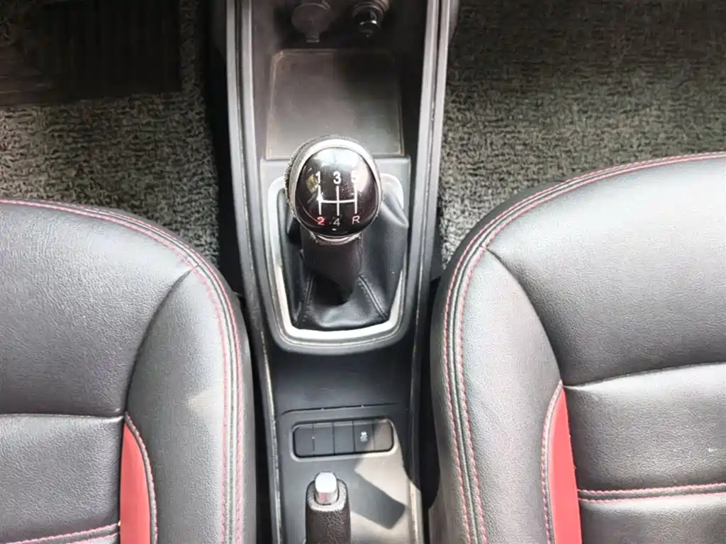 Haval H1 2015 1.5L Manual Luxury фото 14
