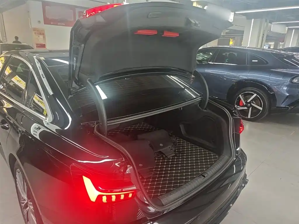 Audi A6L 2024 45 TFSI Premium Dynamic фото 19