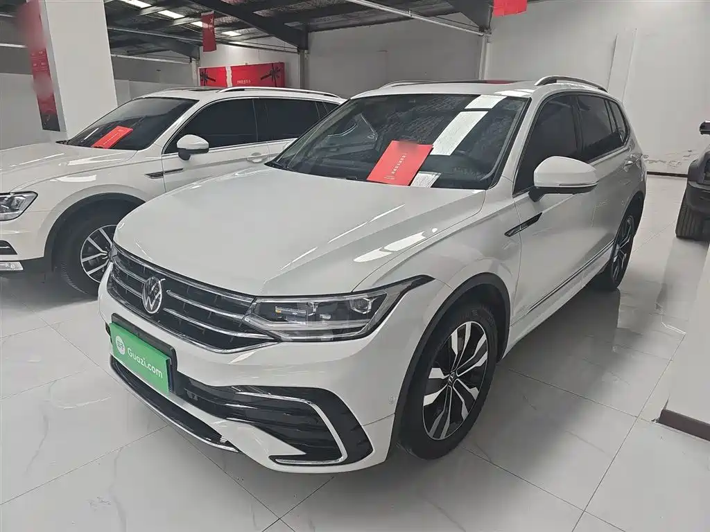 Volkswagen Tiguan L 2023 330TSI Auto 2WD R-Line Premium Edition фото 2