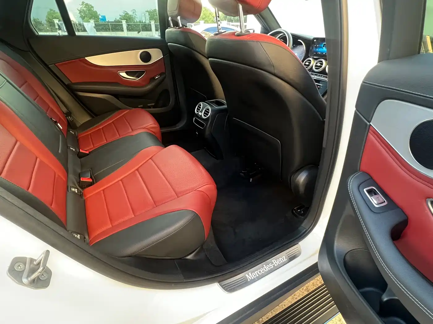 Mercedes-Benz GLC 2020 Facelift GLC 260 L 4MATIC Dynamic фото 22