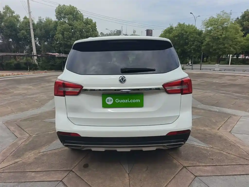 Dongfeng Fengxing Jingyi X5 2018 2017 Dynamic Series 1.5T CVT Premium