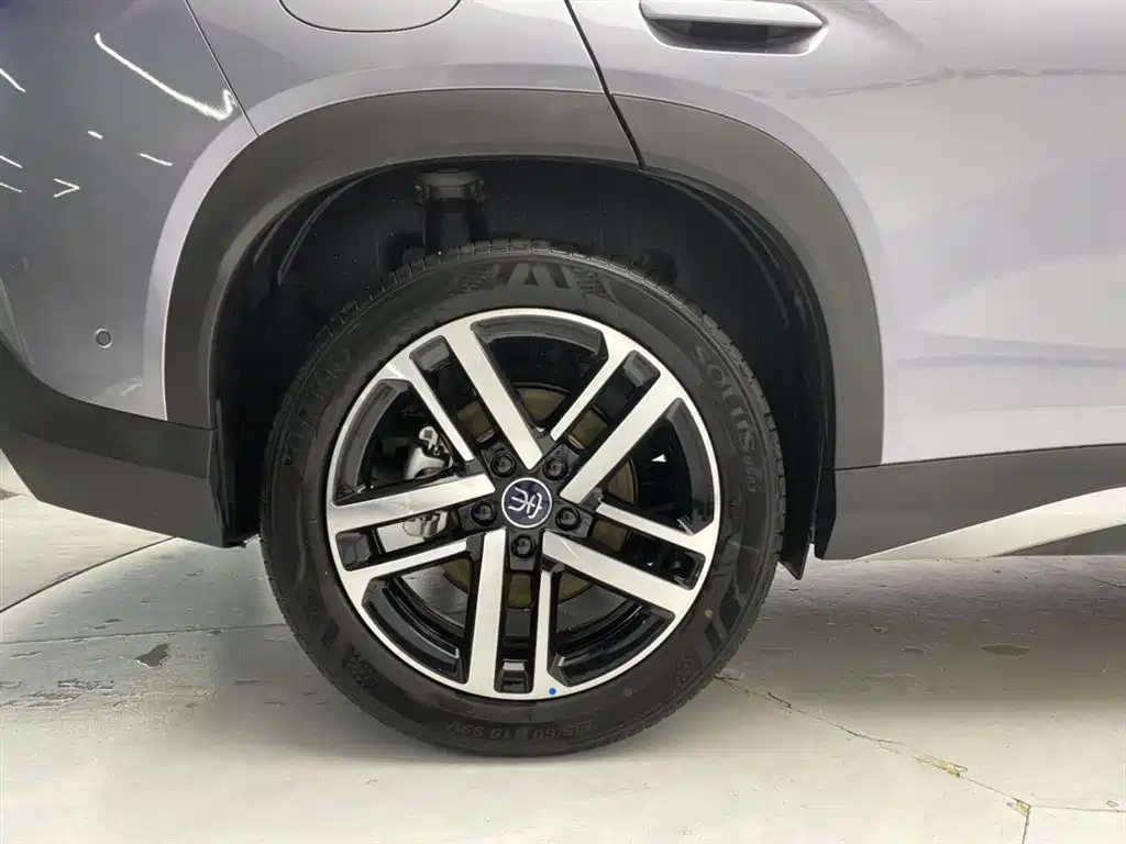 BYD Song L DM-i 2026 DM-i Smart Edition 130KM Superior фото 11