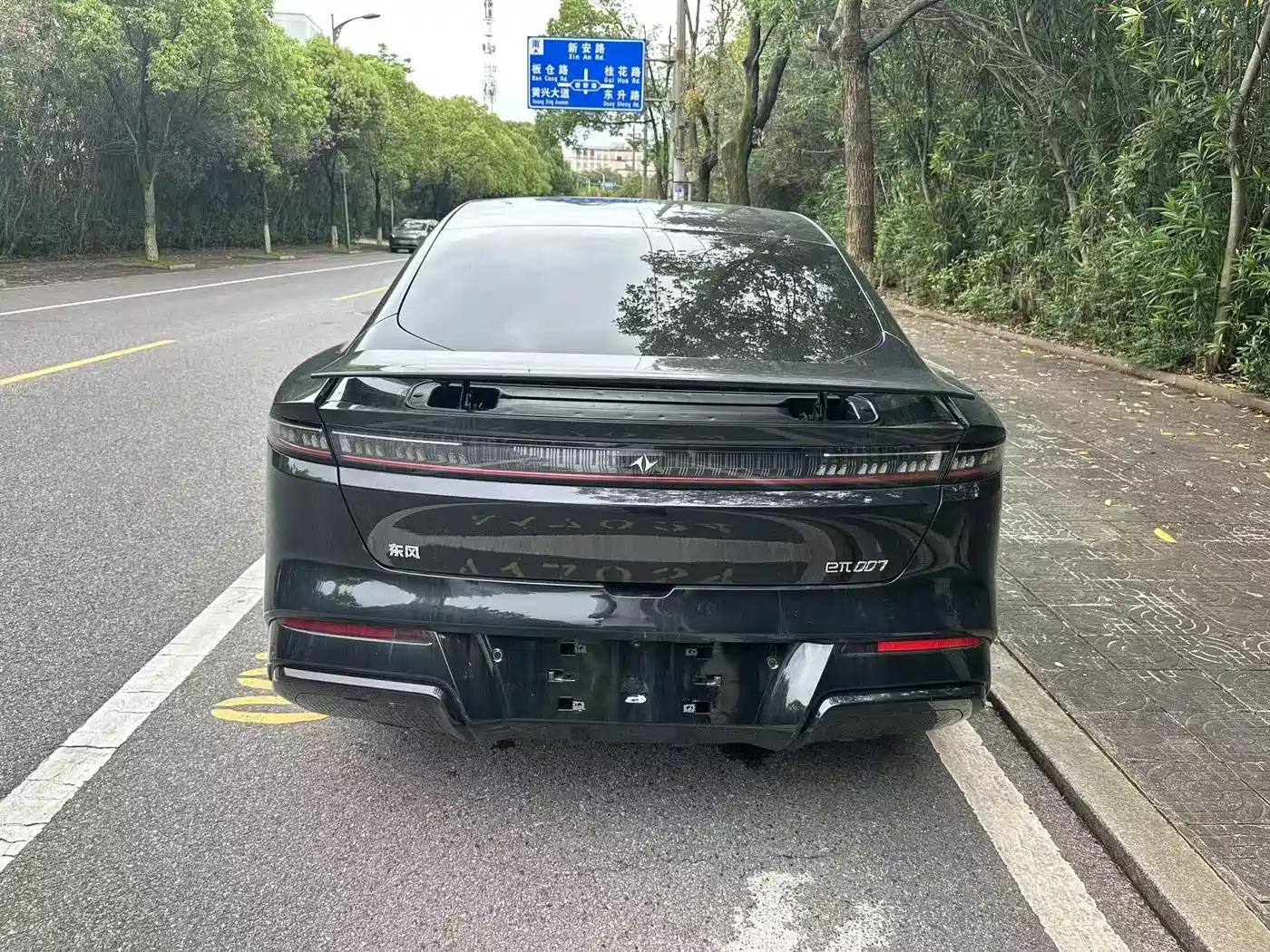 Dongfeng Yipai eπ007 2025 EREV 230Air Cruise Edition фото 10