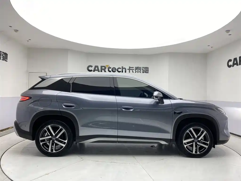 BYD Song L DM-i 2026 DM-i Smart Edition 130KM Superior фото 6