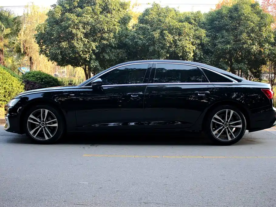 Audi A6L 2024 40 TFSI Luxury Dynamic фото 4