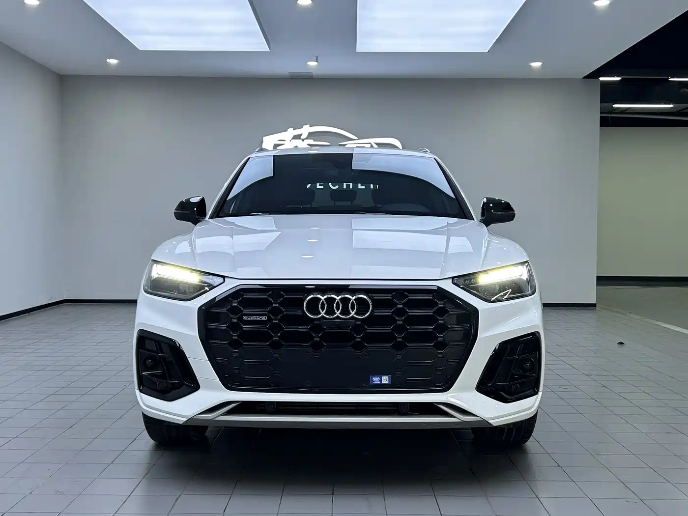 Audi Q5L 2023 40T Luxury Dynamic фото 2
