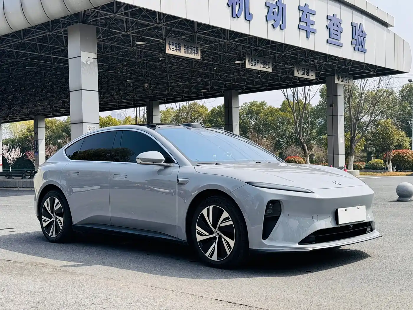 NIO NIO ET5
